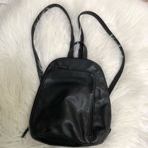 ✨Tignanello Genuine leather black backpack ✨